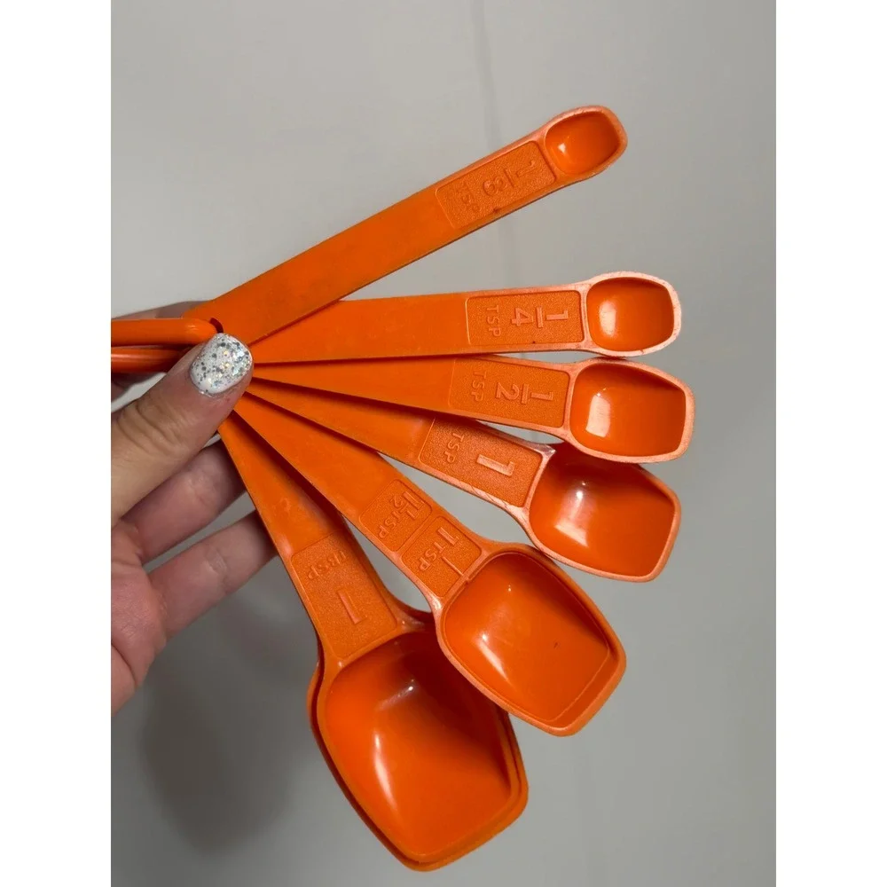 VTG Tupperware Measuring Spoons Orange Kitchen Baking Set Tools D-Ring 6pc Set